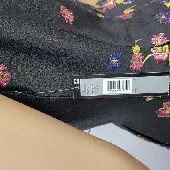 Tahari by Asl Fit and Flare Midi Metallic Floral Accents Cocktail Dress - Picture 9 of 17